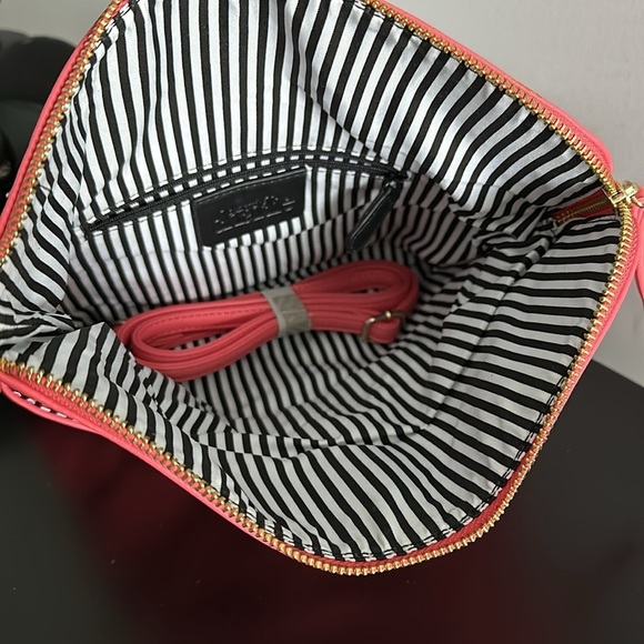 Charming Charlie Coral Folding Clutch - Picture 6 of 6